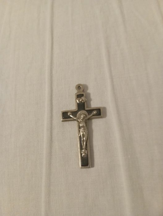 Cruciuliță.             .