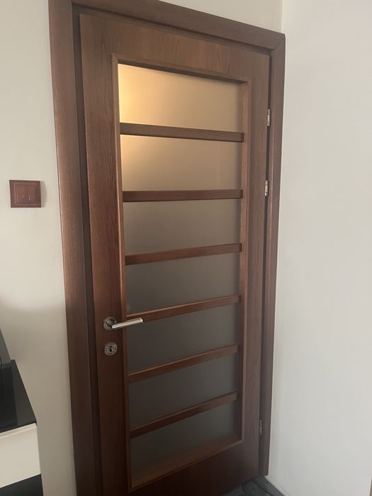 Usa sufragerie lemn masiv