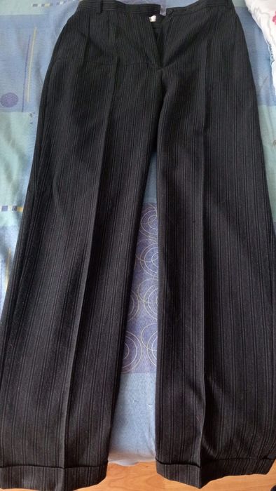 Pantaloni negri eleganti