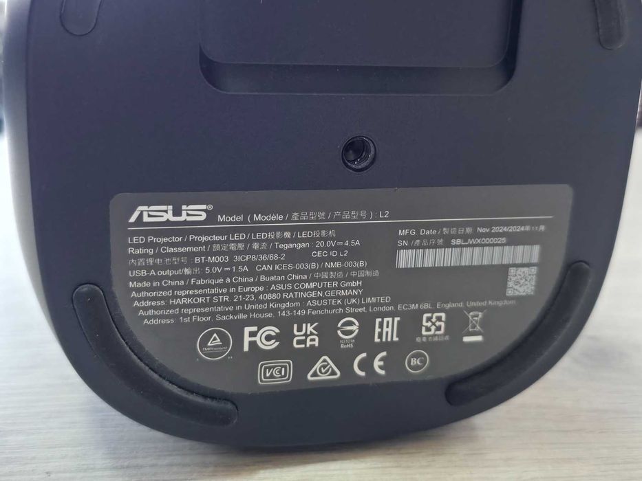 Видеопроектор ASUS ZenBeam L2 / Пълен комплект / Android TV