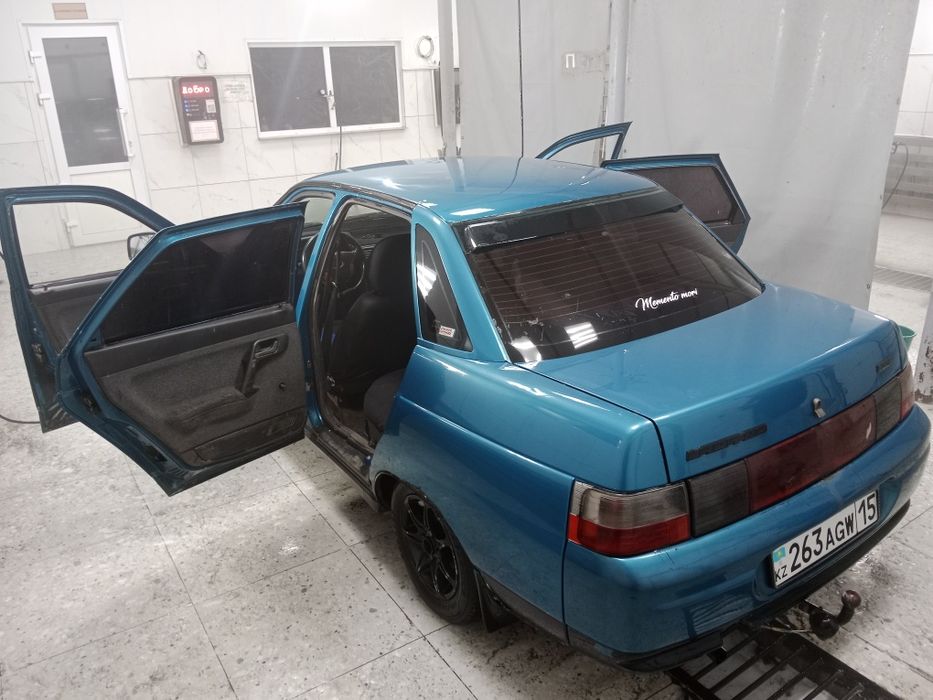 Продам Ваз 2110 инжектор