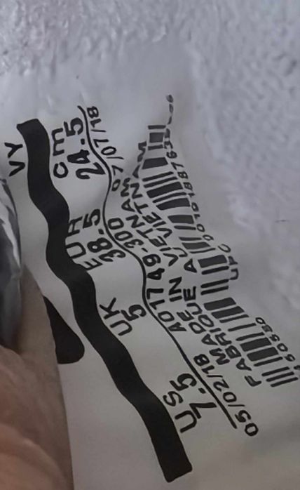 Nike Air More Money естествена кожа оригинални дамски сникърси 38.5 но