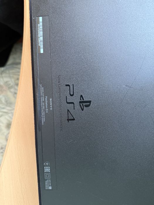 Ps4 fat (1 tb).