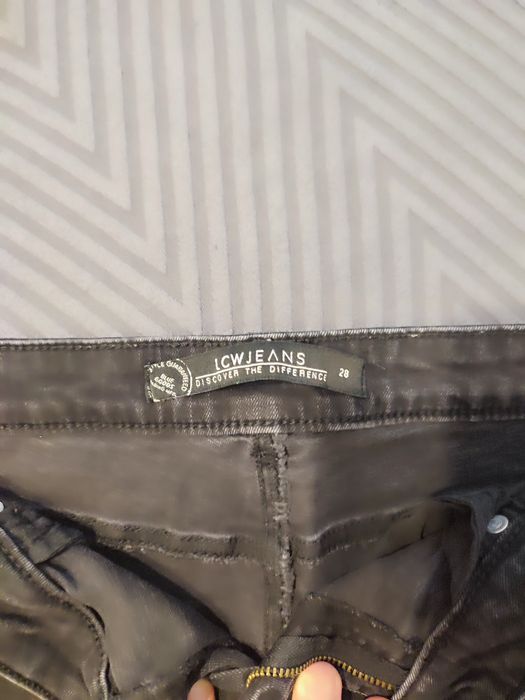 Blugi scurti dama de varal, culoare negru, marimea 28