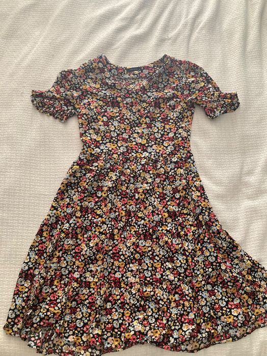 Шарени красиви рокли