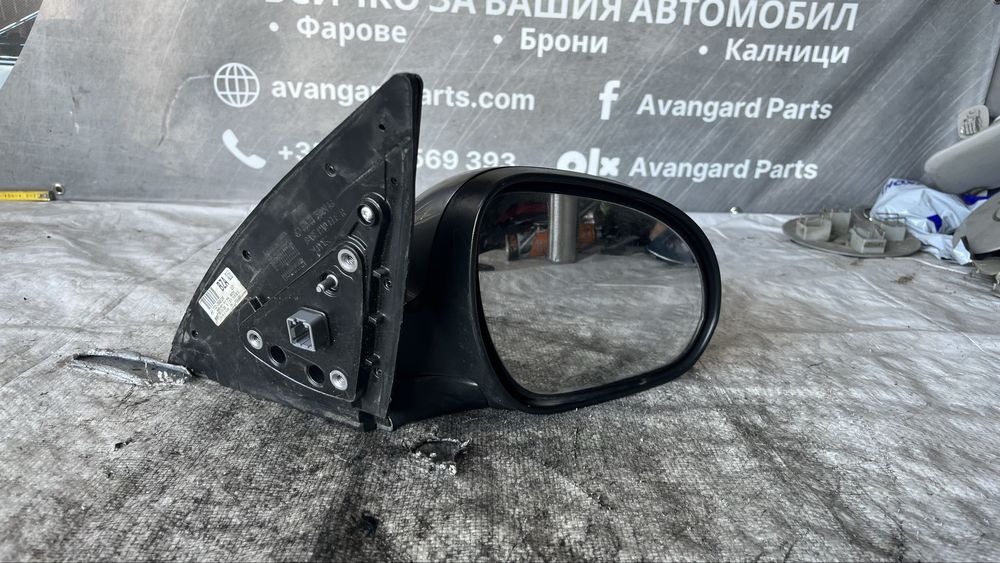 Hyundai i30 дясно огледало