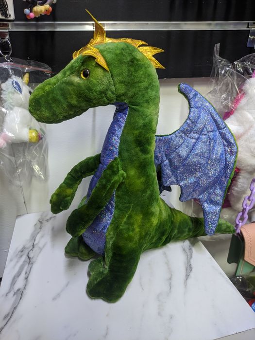 Игрушки Драконы красивые разные