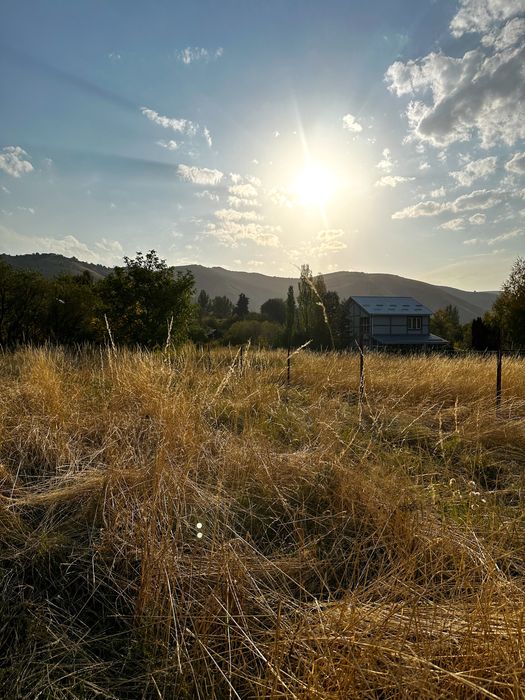 Продам земельный участок 10 соток