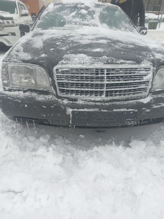 Продам 140 мерседес на разбор можно целиком