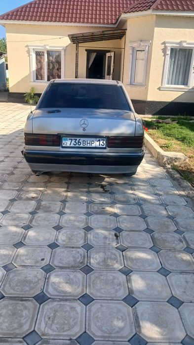 Продам "Мерседес-190".
