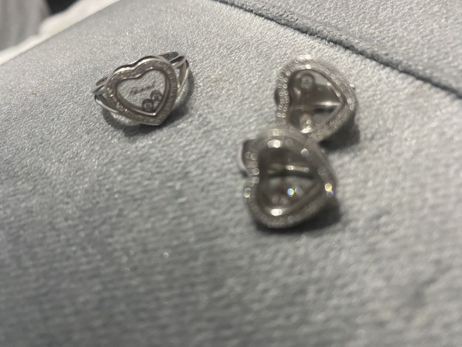 Продам бриллиантовый комплект