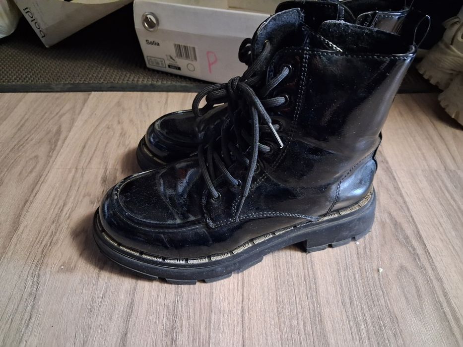 Демисезонные ботинки девочке 35 р. Торг