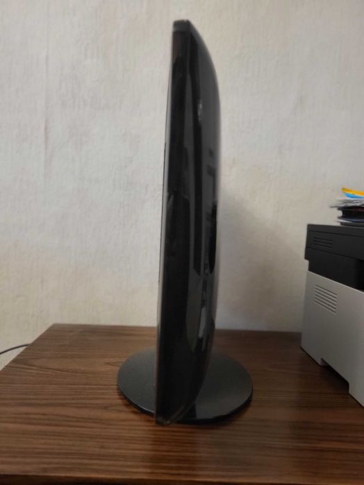 Монитор Samsung  22"