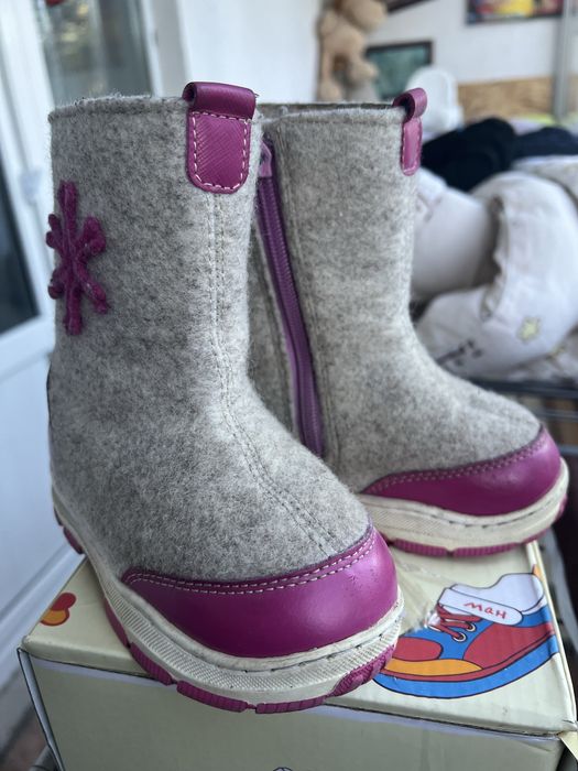 Продам обувь на девочку