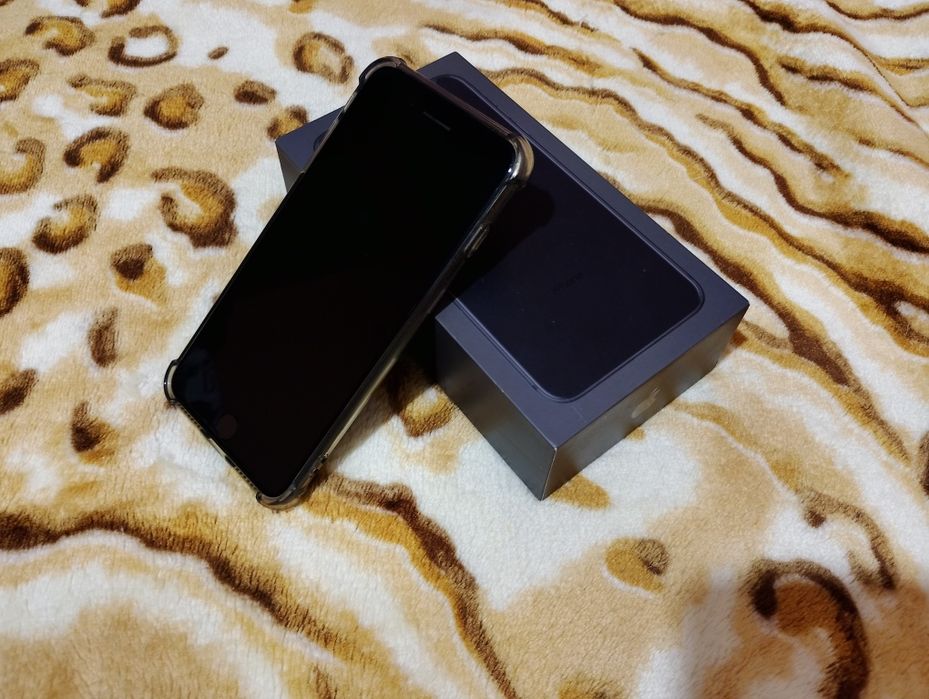 Iphone 8 plus 64gb