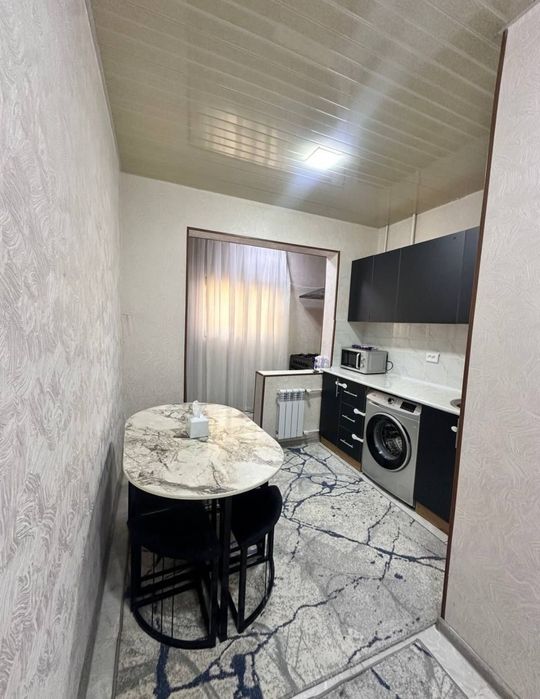 Ц-6 метро МИНОР сдаётся 2х комнатная квартира полностью упакованная.