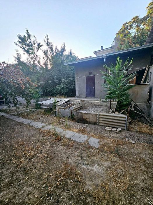 Продаётся земля под застройку 3,6 соток ор-р: Олтинтепа, Циолковский