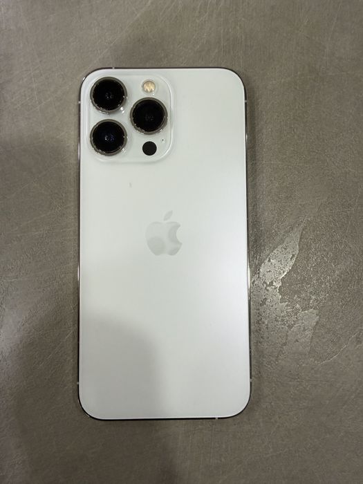Продам iphone 13 pro