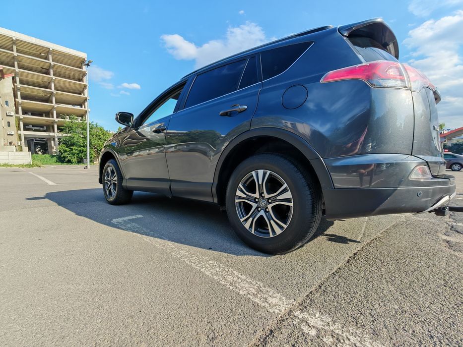 TOYOTA RAV4 2016 — imagine 5