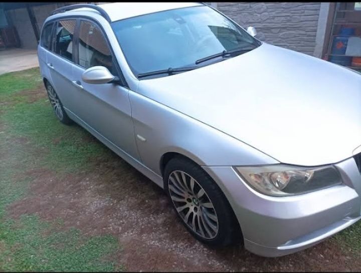 Vând BMW 320 e91 163cp