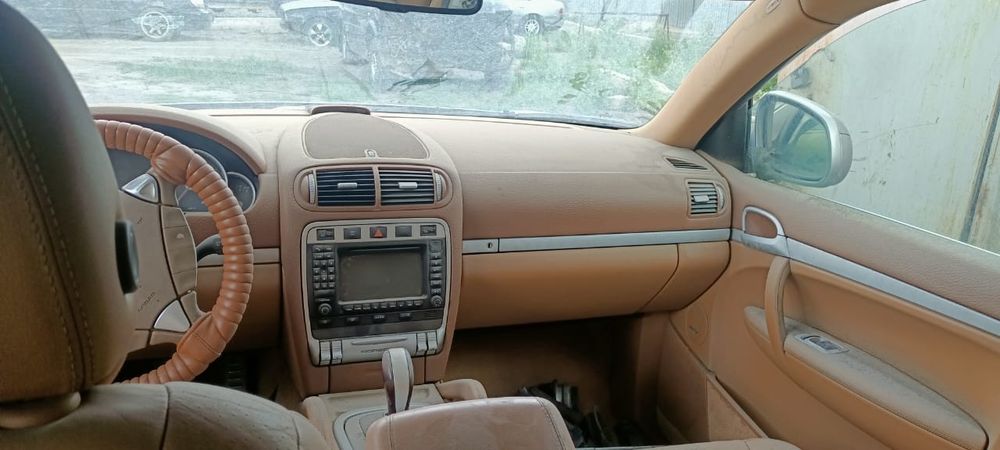 Порш на запчасти,есть все