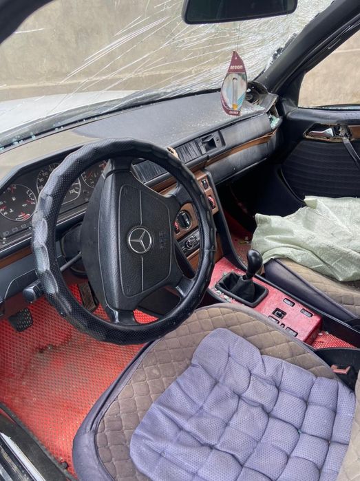 Мерс срочно аваринный