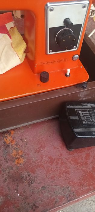 Masina de cusut Brilliant