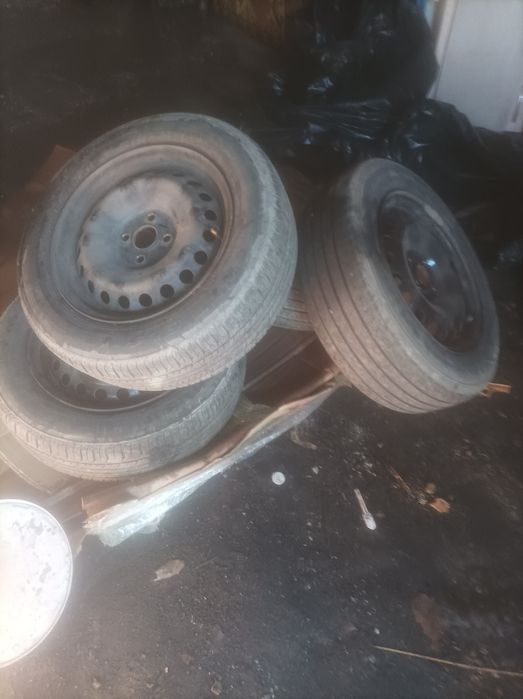 Продам Покрышки с дисками