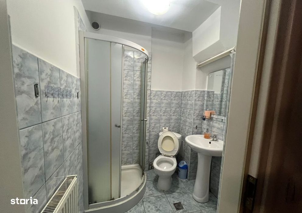 Garsoniera 30mp, balcon, etaj intermediar, finisat mediu, Iris