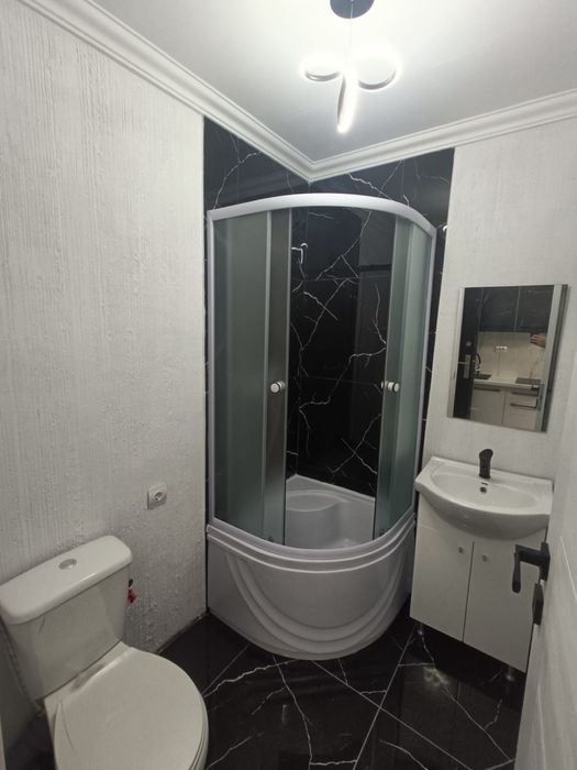 Vand Camera de Camin Silk District