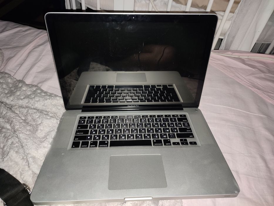 Срочно продается Mac Book