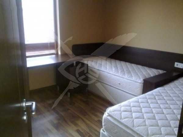 Дава се под наем Тристаен апартамент в Пловдив, Център - 112 кв.м за 750 € - Снимка #3