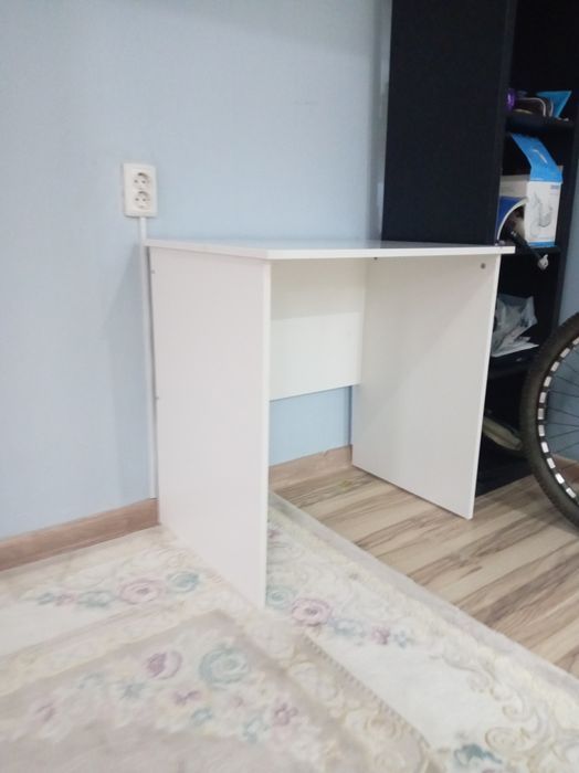 Продаётся стол Икея