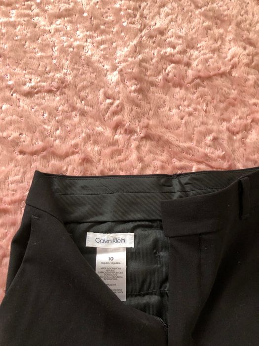 Детски костюм на CALVIN KLEIN