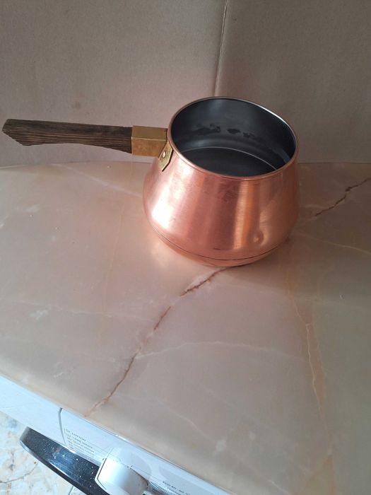 Cratita si ibric din cupru,la interior inox.