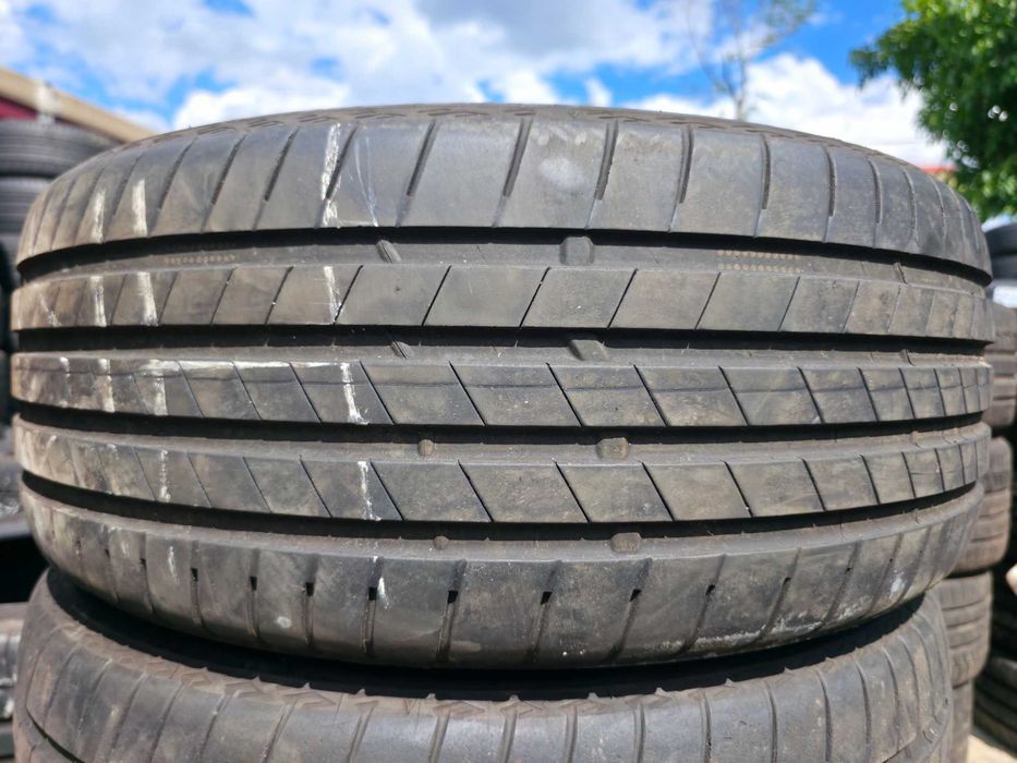 4 Anvelope de VARA - 235/45/18 98W - Bridgestone Turanza T005 EV - CA NOI - DOT 2023 !
