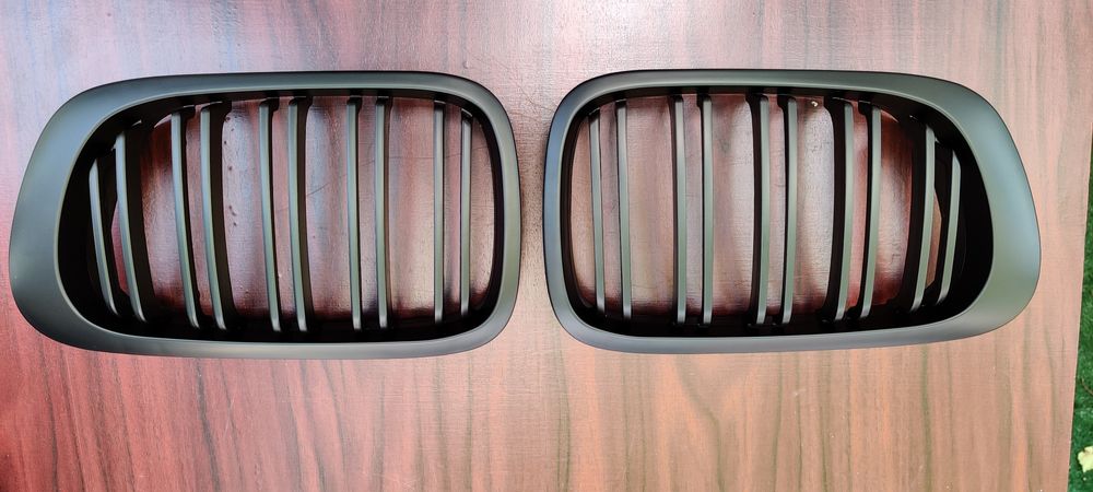 Двойни бъбреци (решетка) за БМВ е46