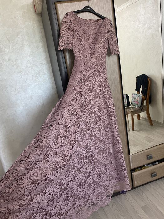 Продам    платье