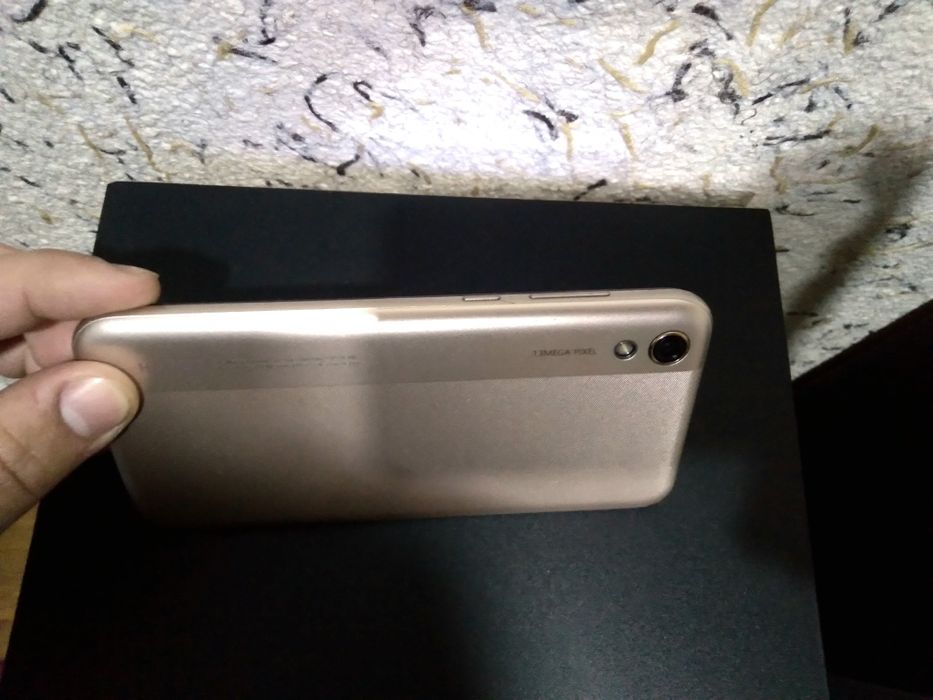 Model-Honor 8s  32 gbli