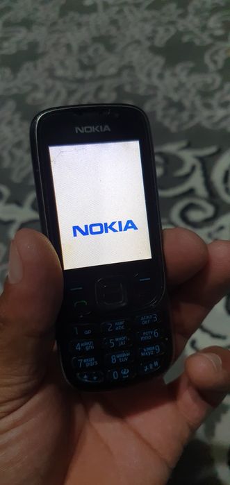 Telefon Nokia E7 sotiladi