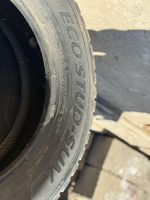 Шины зимние размер R17