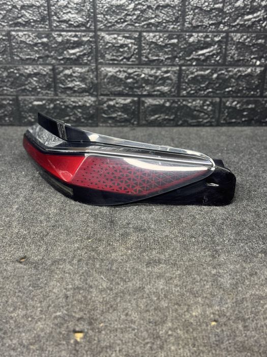 Stop aripa dreapta Bmw seria 7 G70