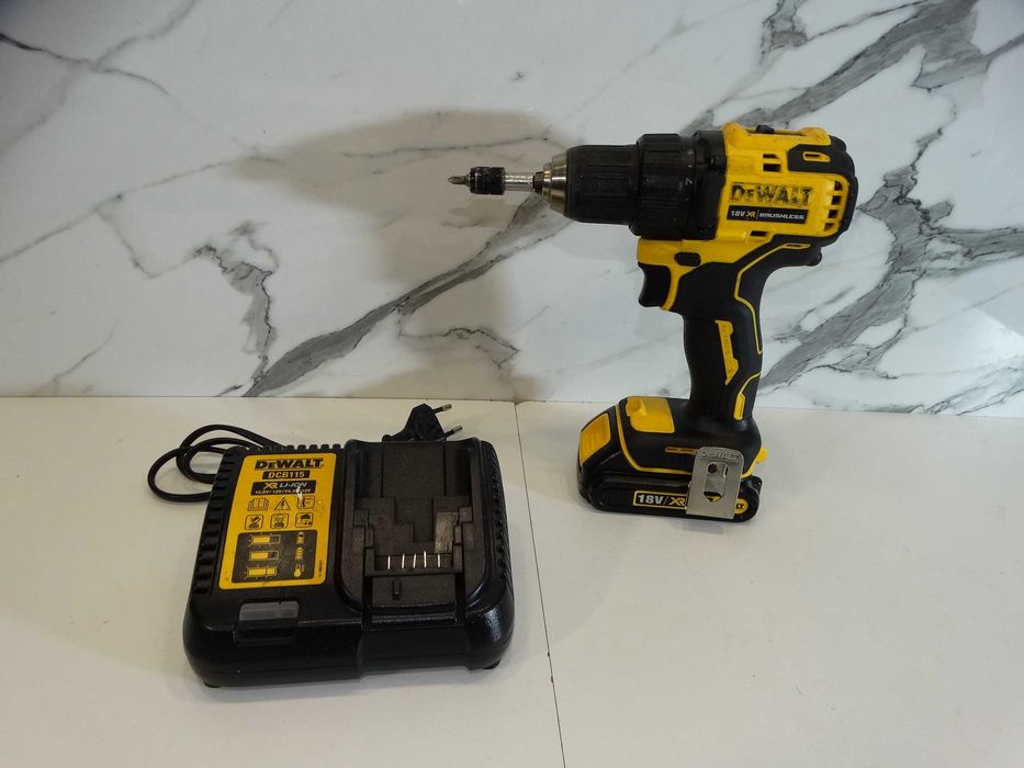 Dewalt DCD 708 - Компактен винтоверт