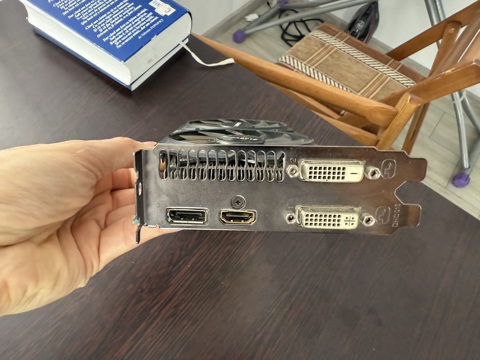 Placa video gigabyte geforce GTX 750 Ti OC Windforce 2gb Gddr5 128 bit