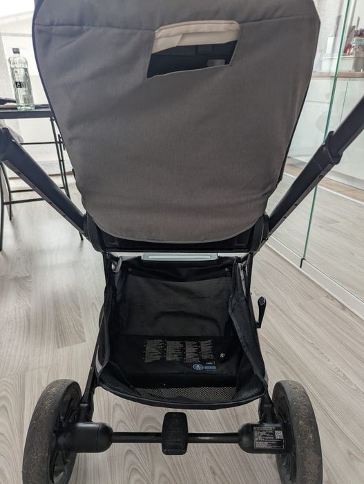 Vând cărucior Jole 3 in 1