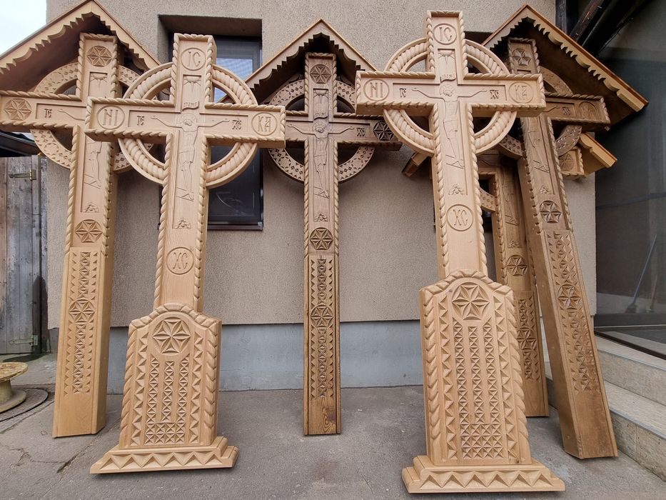 Troițe și cruci ortodoxe