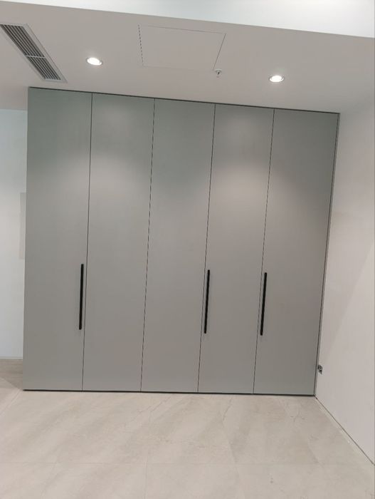 Mebeelar zakaz qilamiza haytek krashiniy