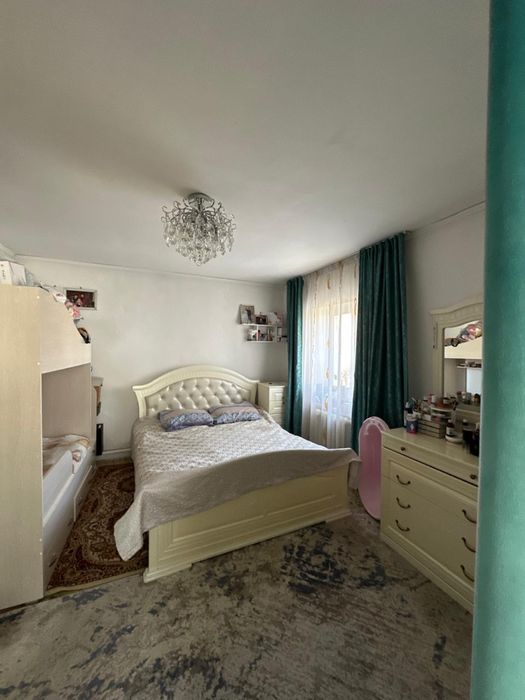 Частный дом в хорошем состоянии