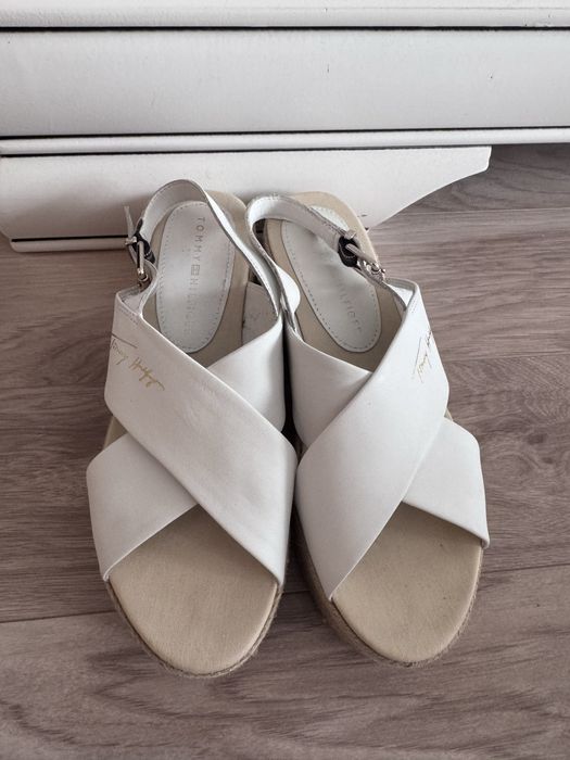 Sandale piele Tommy Hilfiger marimea 37
