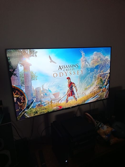 Consola PlayStation 4 (PS4) Slim 1TB - 3 Manete originale - 7 Jocuri (TLOU, AC Odyssey)